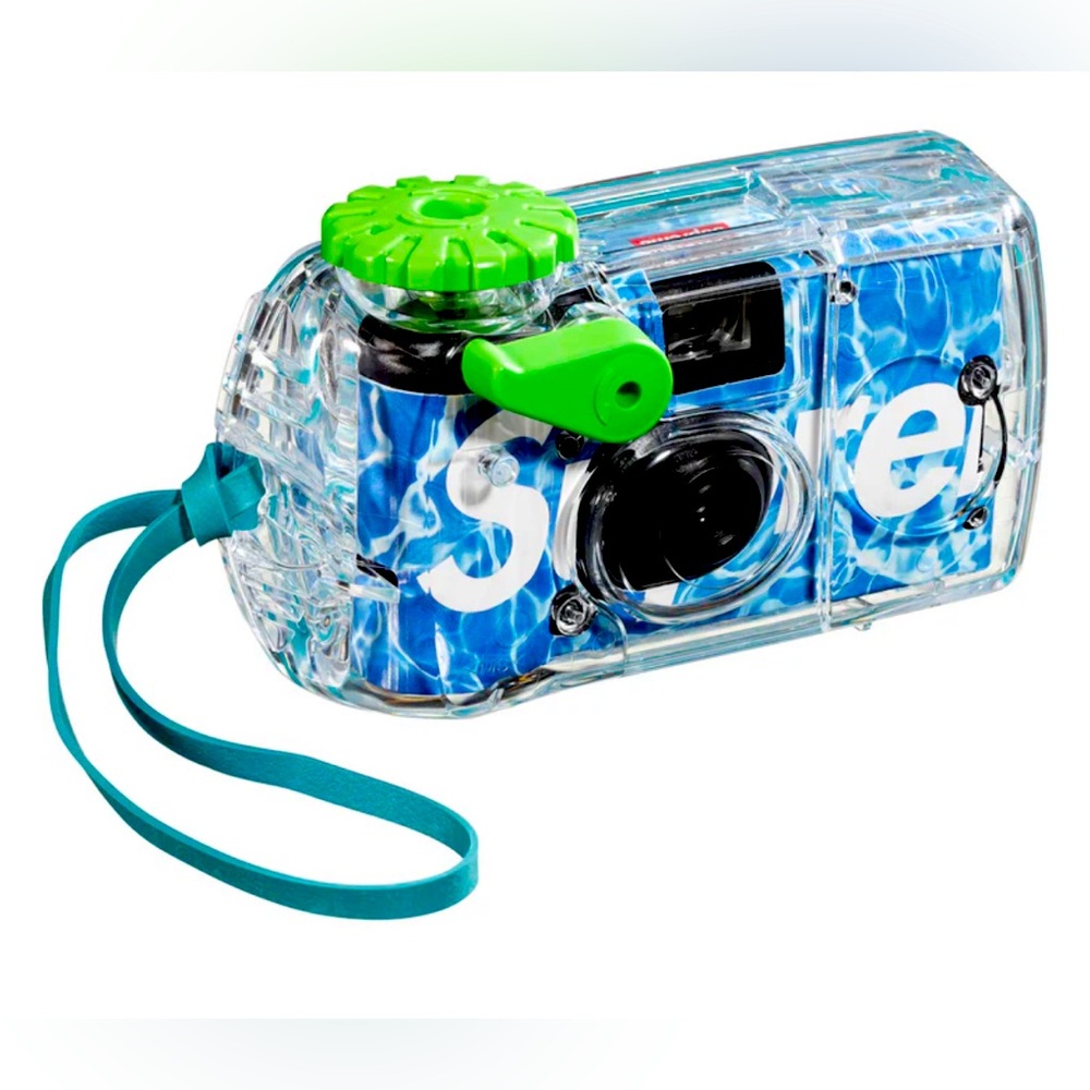 Supreme®/ FujiFilm Waterproof Camera